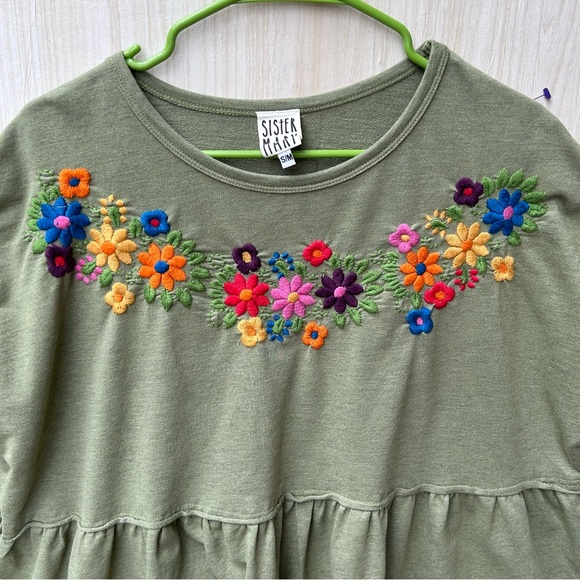 SISTER MARY Emma Floral Multicolored Embroidered Green Oversized Top Sz S/M - Picture 6 of 14